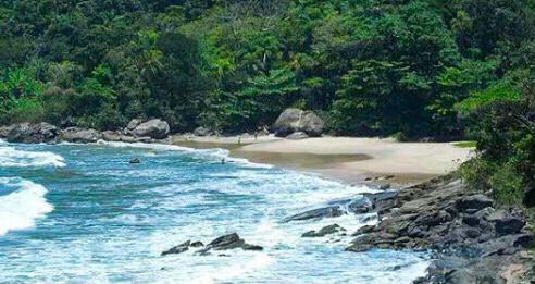 praia preta guaruja praia deserta